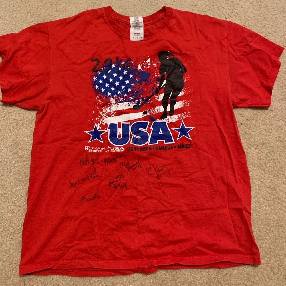 USA field hockey tshirt SIGNED